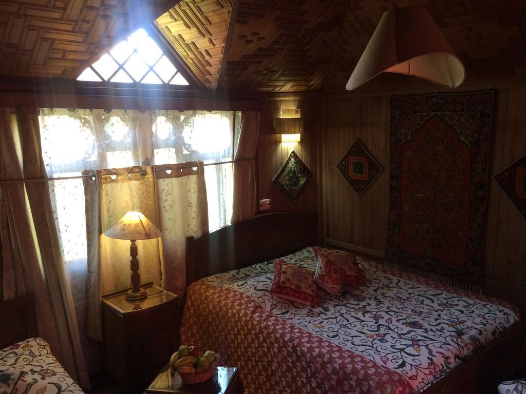 Akbar Group Of Heritage Houseboats Nagin Bagh Exterior foto